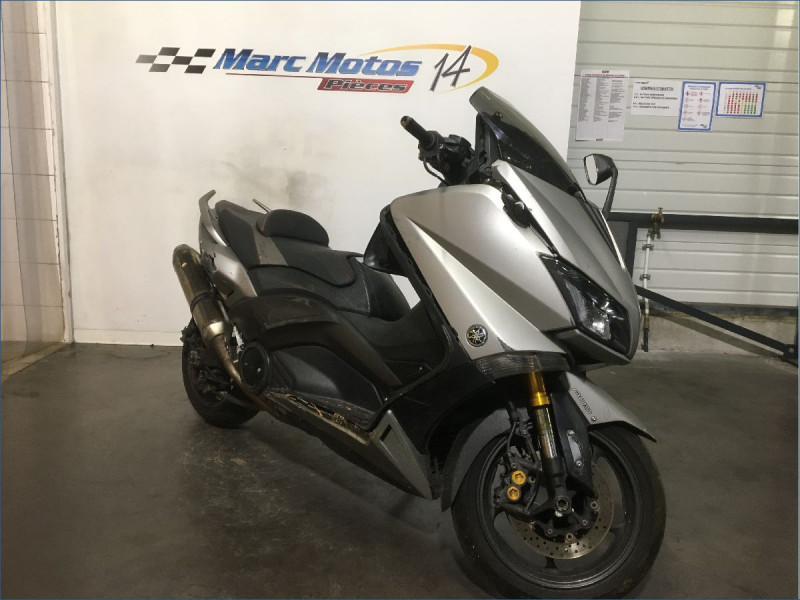 YAMAHA 530 TMAX 