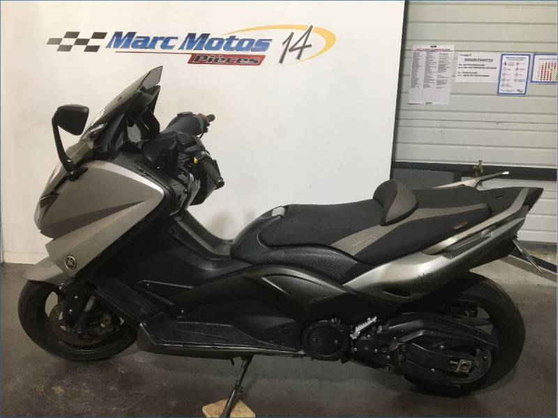 YAMAHA 530 TMAX 