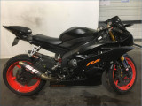 YAMAHA R6 