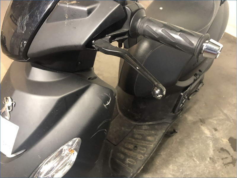 PEUGEOT 50 KISBEE 4T BLACK EDITION