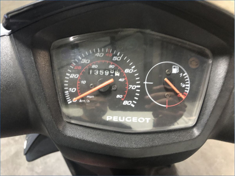 PEUGEOT 50 KISBEE 4T BLACK EDITION