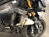 YAMAHA R1 