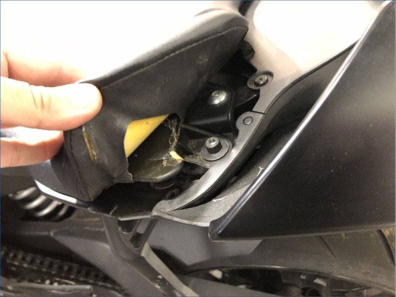 YAMAHA R1 