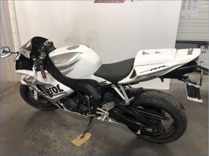 HONDA 1000 CBR R 