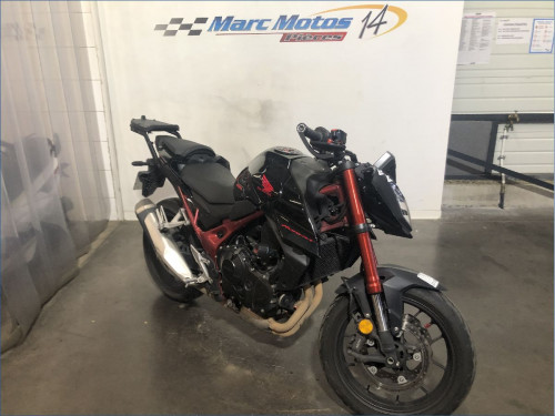 HONDA 750 HORNET A2