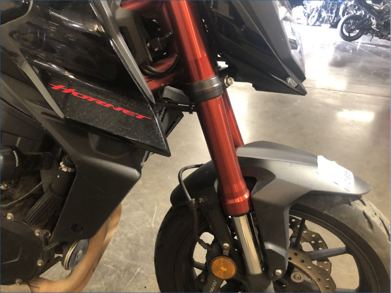 HONDA 750 HORNET A2