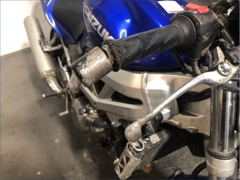 SUZUKI 1000 SV N