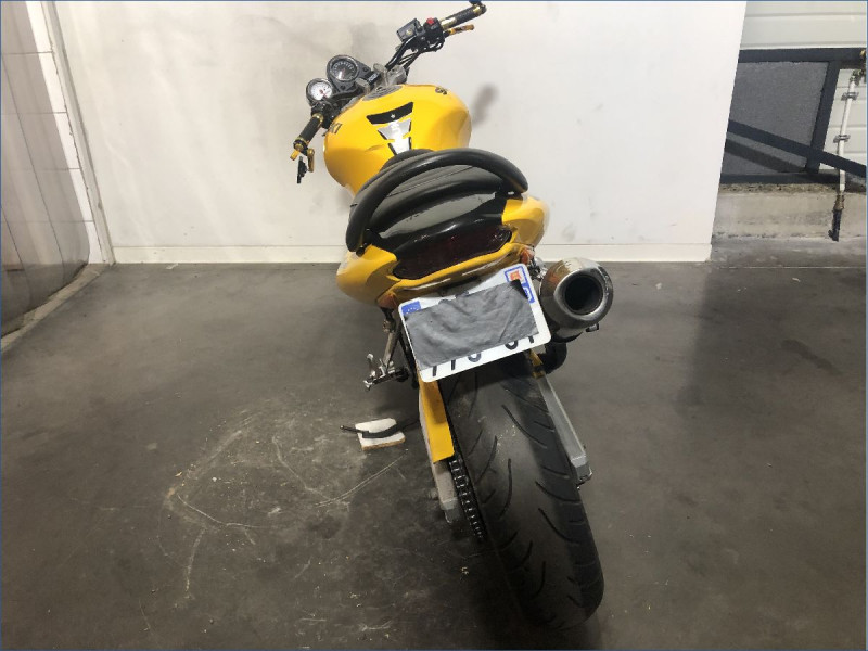 SUZUKI 650 SV N
