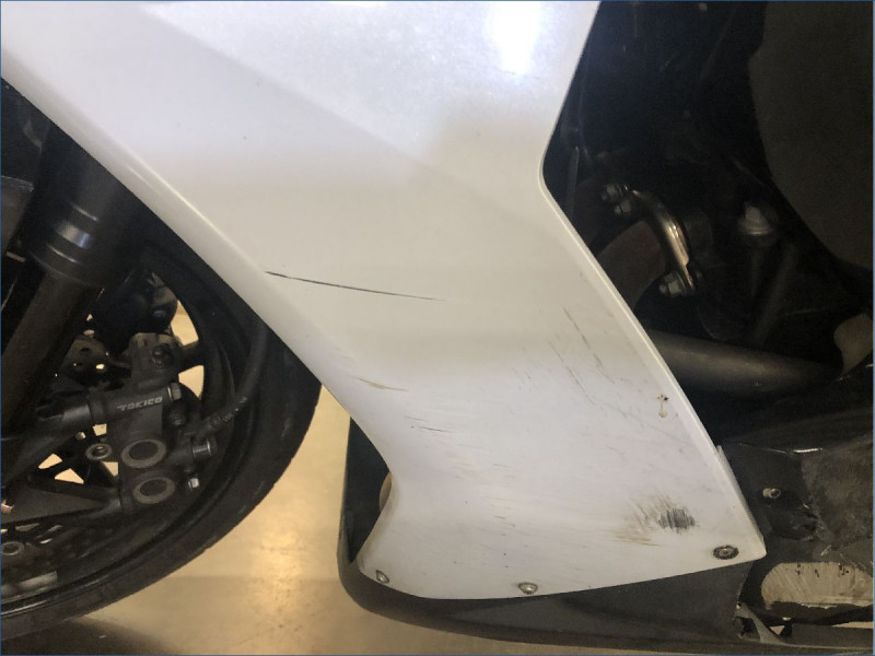 KAWASAKI ZX10R 