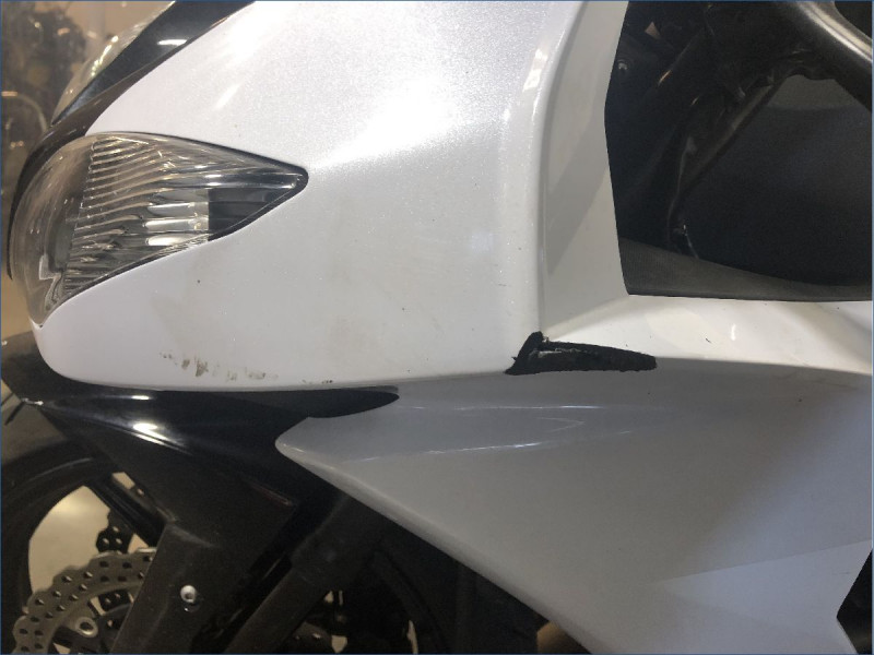 KAWASAKI ZX10R 