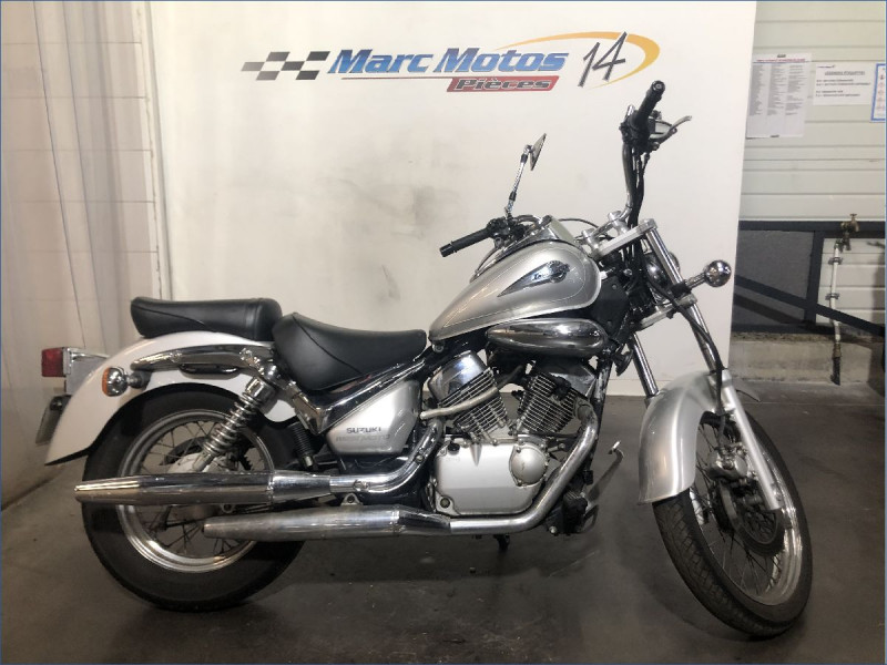 SUZUKI 125 INTRUDER 