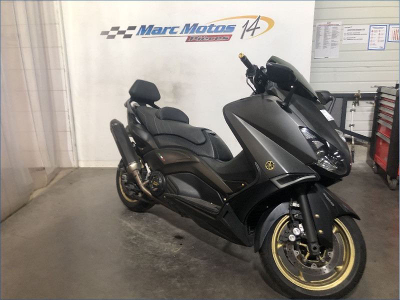 YAMAHA 530 TMAX 