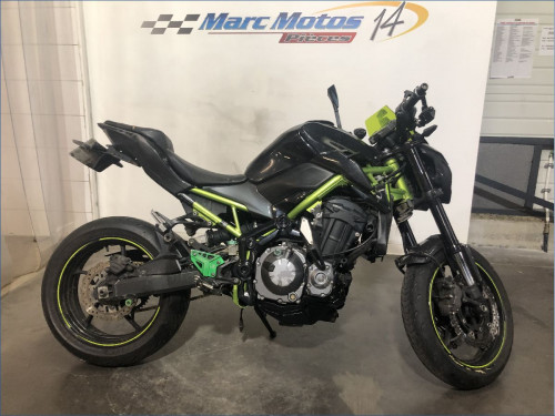 KAWASAKI Z900 