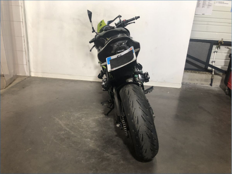 KAWASAKI Z900 