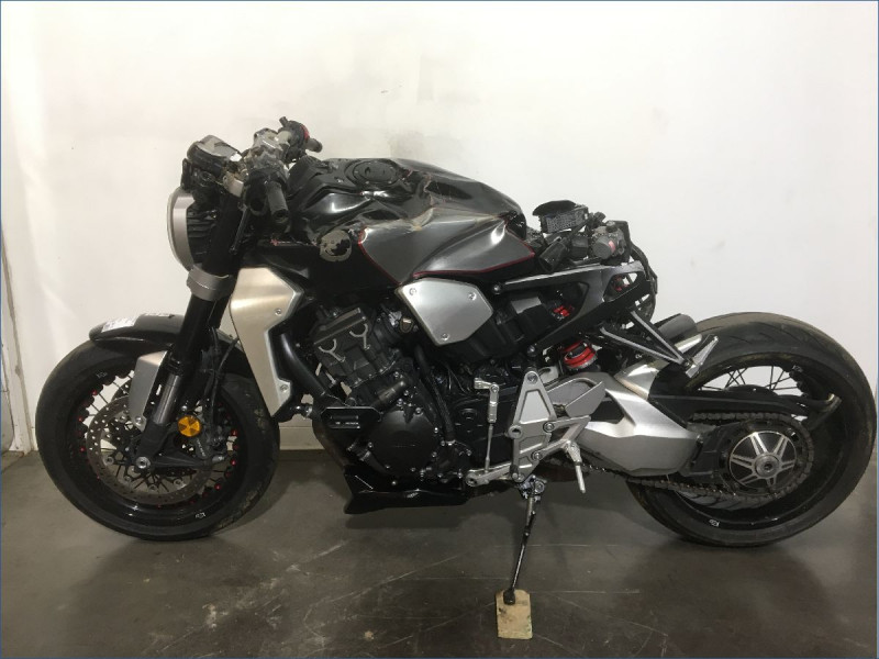HONDA CB1000R 