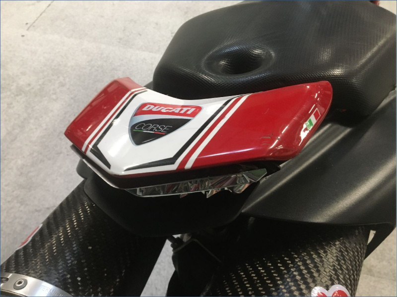 DUCATI 796 HYPERMOTARD 