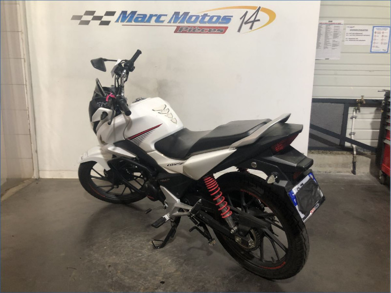 HONDA CB125F 