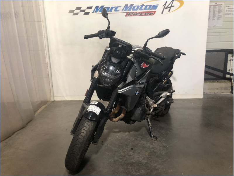 BMW F900R 