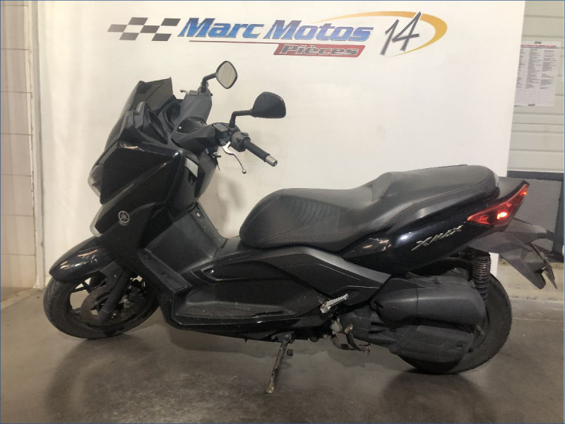 YAMAHA 125 XMAX 