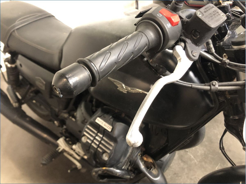 MOTO GUZZI 750 V7 III STONE A2