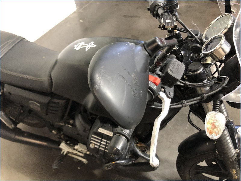 MOTO GUZZI 750 V7 III STONE A2