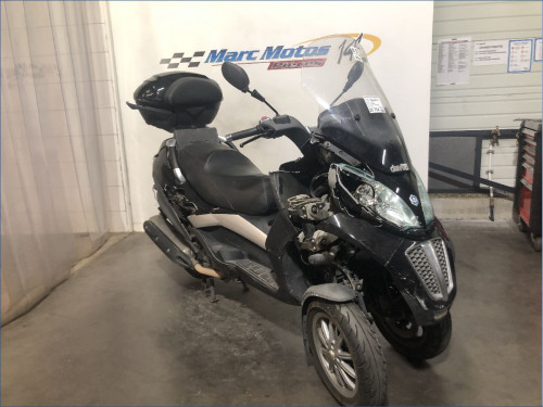 PIAGGIO 400 MP3 LT