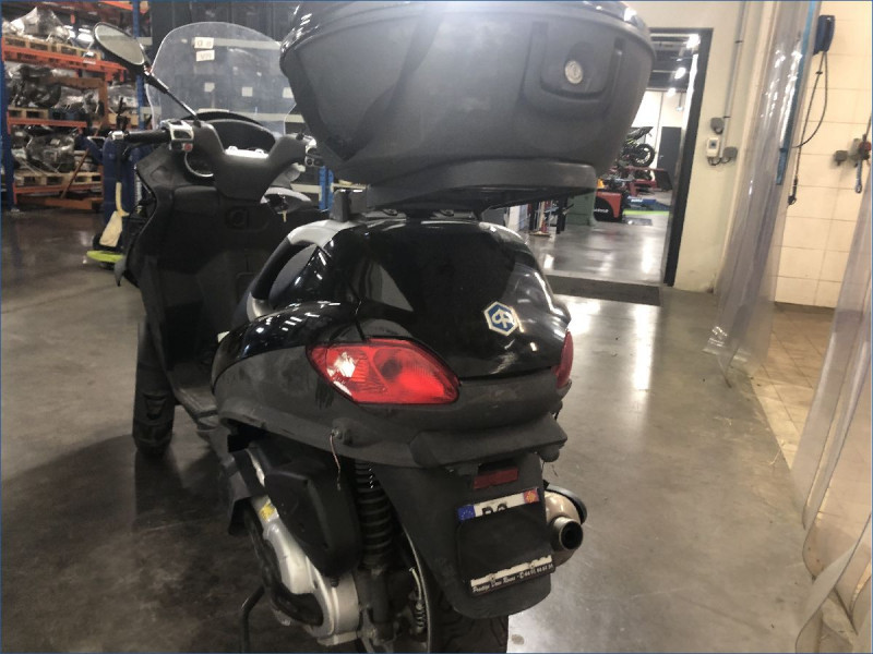 PIAGGIO 400 MP3 LT