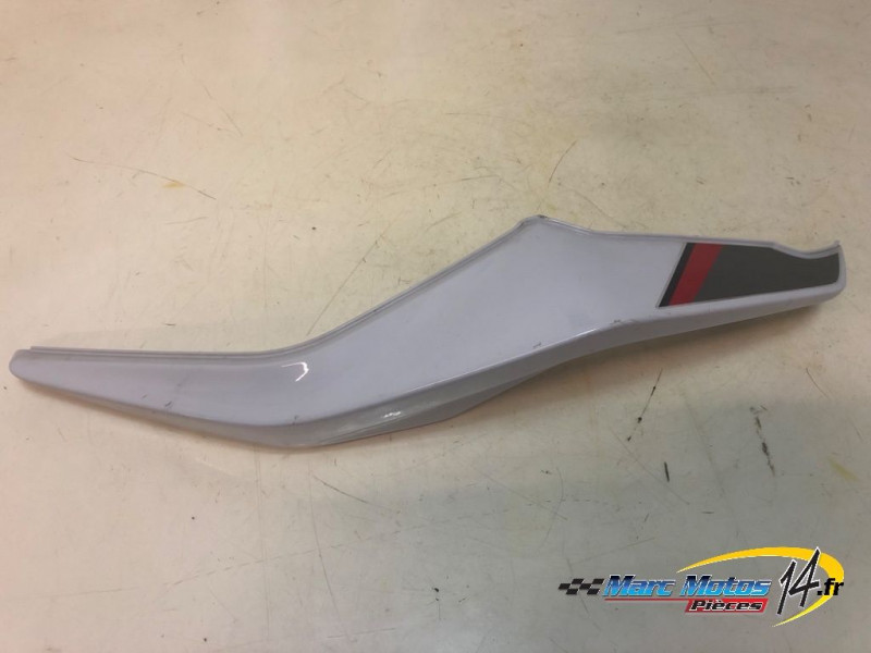 CACHE LATERAL INTERMEDIAIRE GAUCHE BMW S1000XR 2016