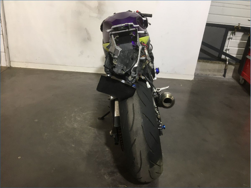 SUZUKI 750 GSXR 