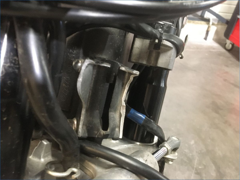 SUZUKI 750 GSXR 