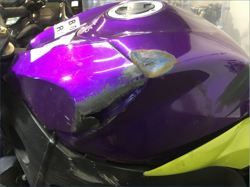 SUZUKI 750 GSXR 