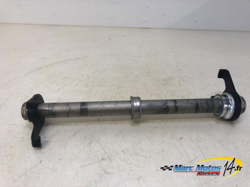 AXE DE ROUE ARRIERE SUZUKI 750 GSX-S A2 2020