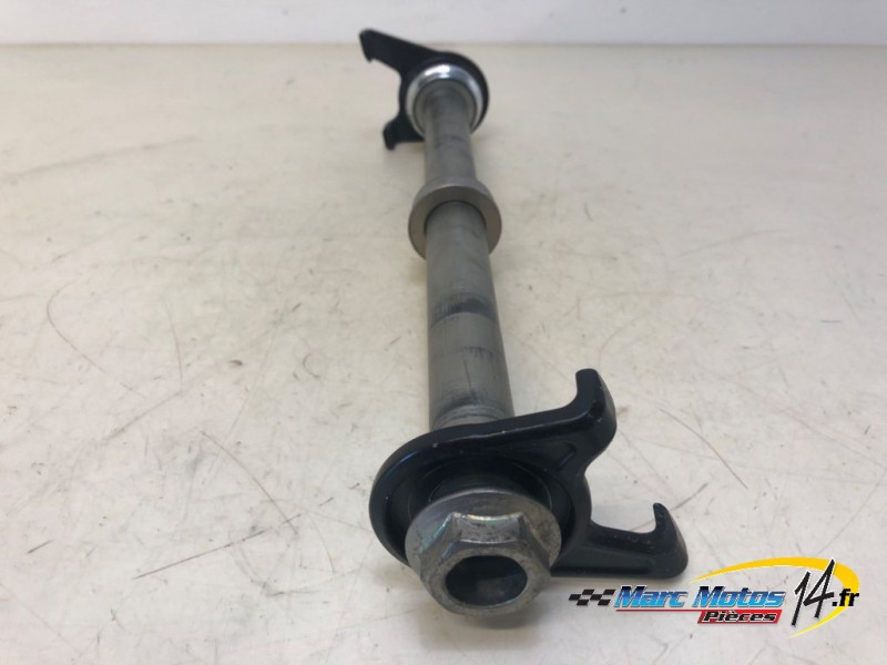 AXE DE ROUE ARRIERE SUZUKI 750 GSX-S A2 2020