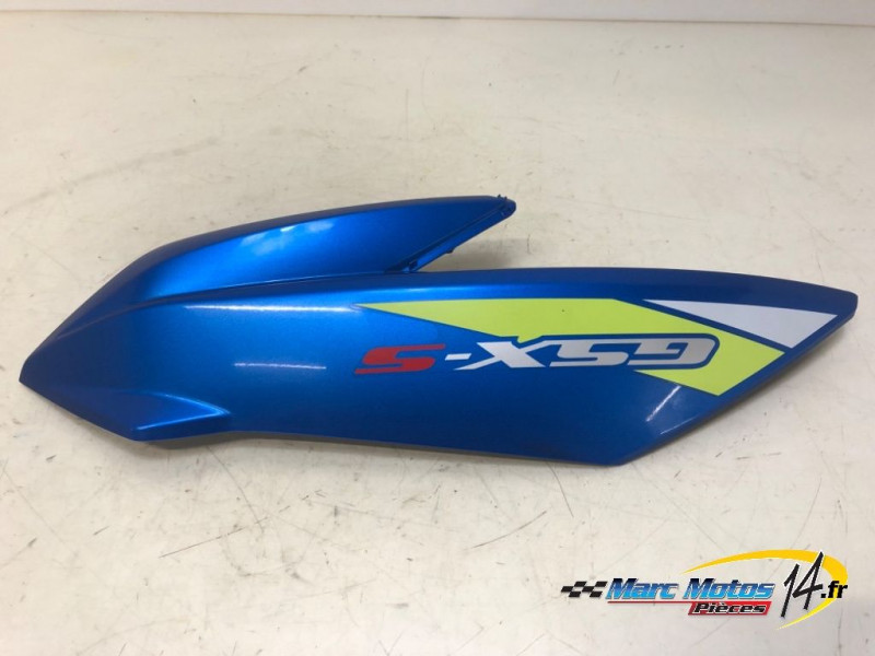 ECOPE DE RADIATEUR DROITE SUZUKI 750 GSX-S A2 2020