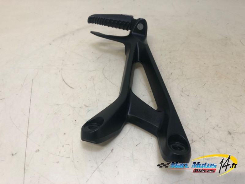 PLATINE ARRIERE GAUCHE SUZUKI 750 GSX-S A2 2020