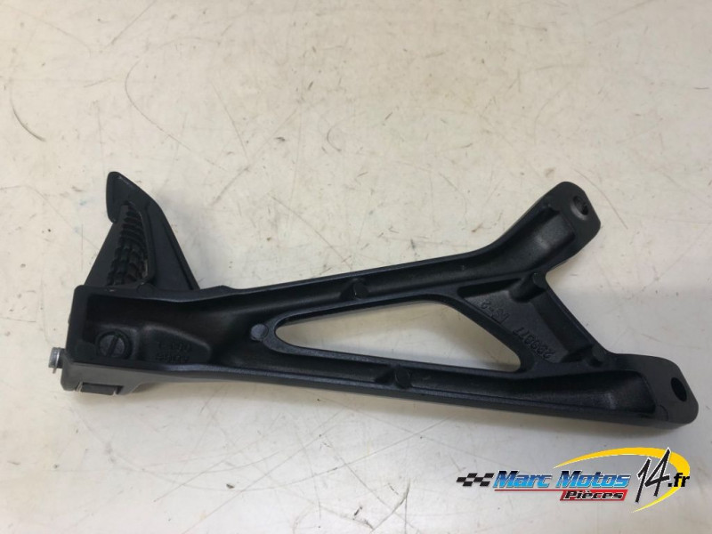 PLATINE ARRIERE GAUCHE SUZUKI 750 GSX-S A2 2020