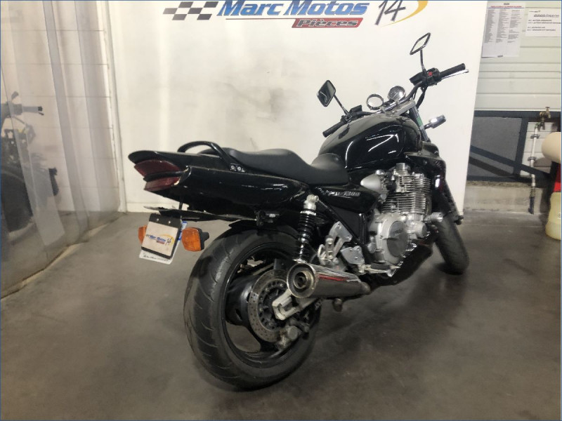 YAMAHA 1300 XJR 