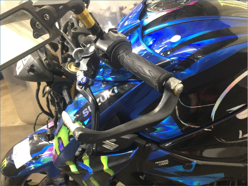 SUZUKI 1000 GSX-S 