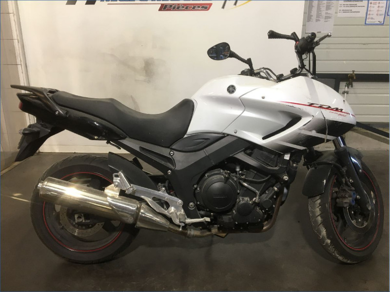 YAMAHA 900 TDM 