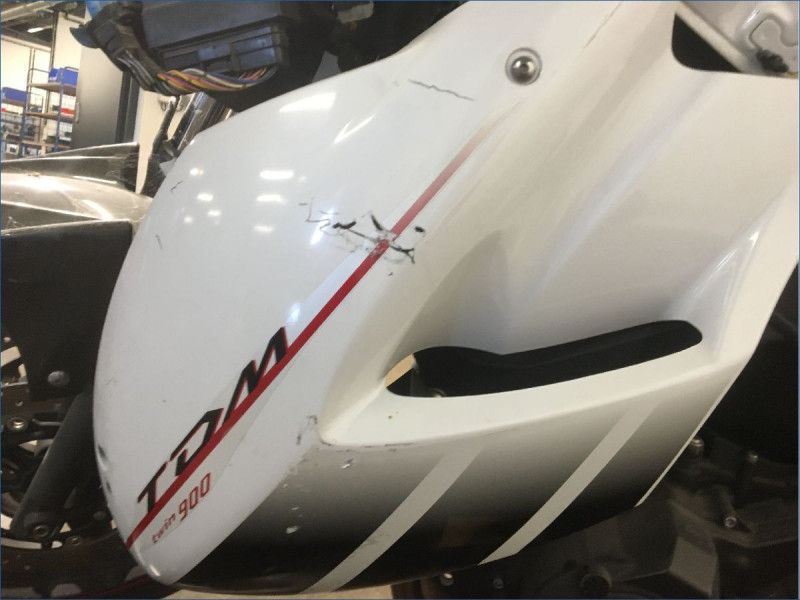 YAMAHA 900 TDM 