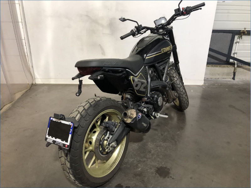 DUCATI 800 SCRAMBLER 