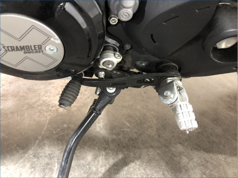 DUCATI 800 SCRAMBLER 