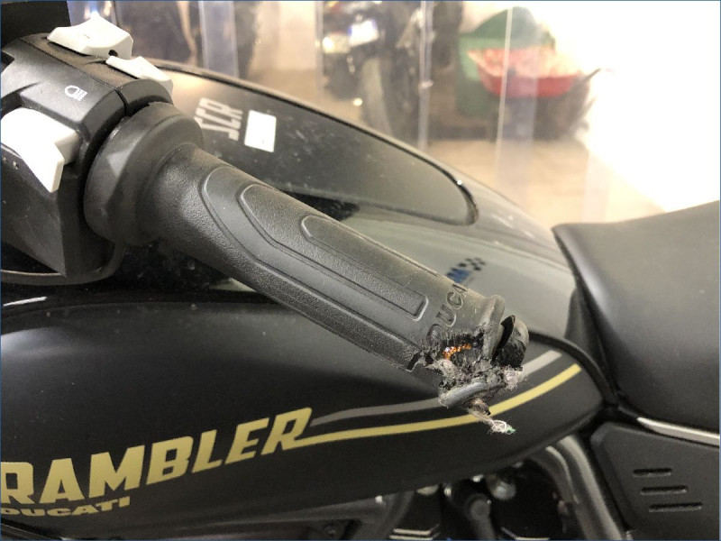 DUCATI 800 SCRAMBLER 