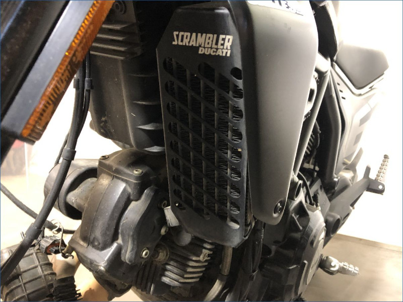 DUCATI 800 SCRAMBLER 