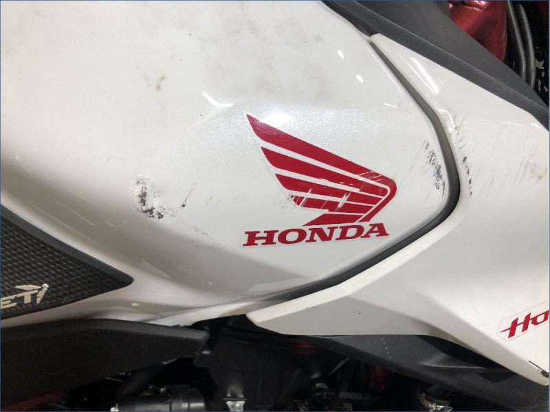 HONDA 750 HORNET A2