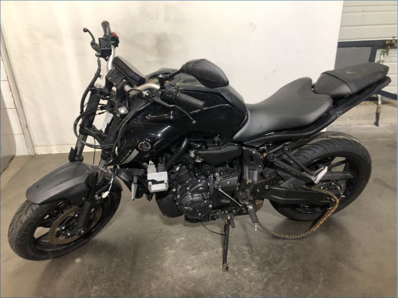 YAMAHA MT07 