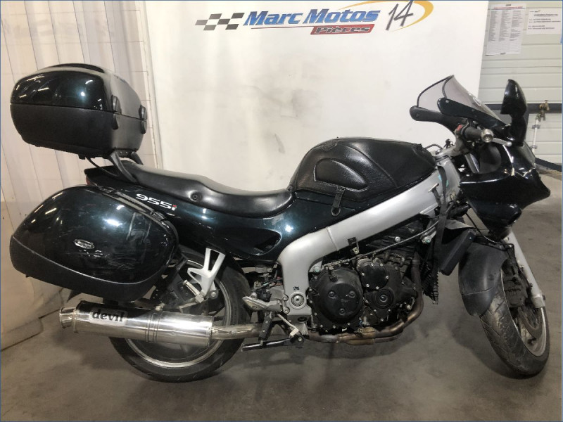 TRIUMPH 955 SPRINT ST