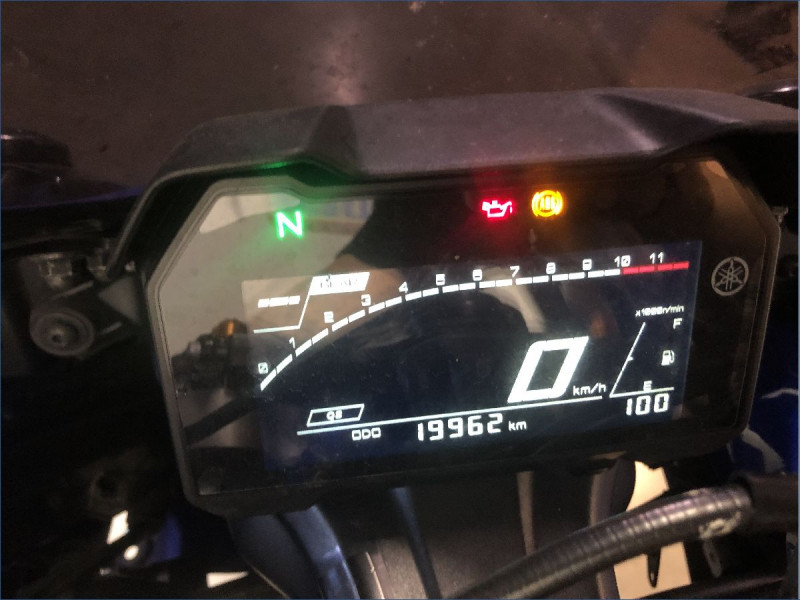 YAMAHA R7 A2