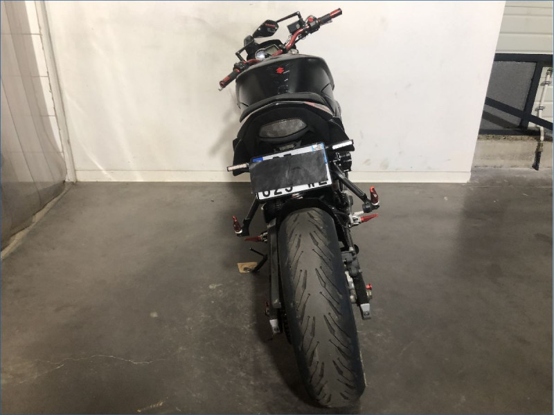 SUZUKI 750 GSR 