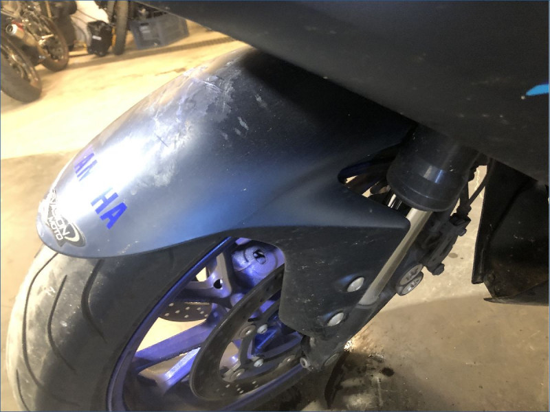 YAMAHA R7 A2
